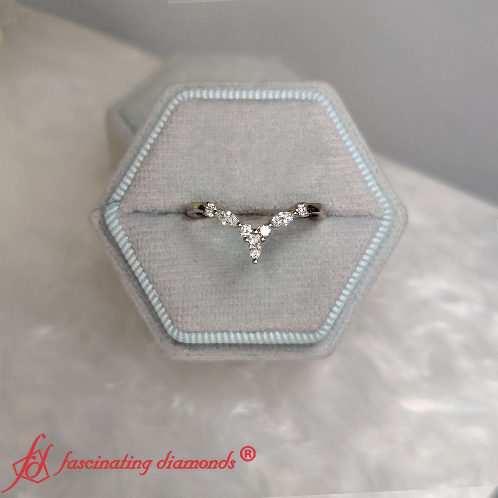 Crown Marquise And Round Band